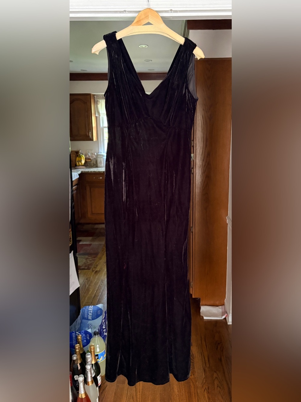 Unique Vintage Black Velvet Sleeveless V-Neck Maxi Dress